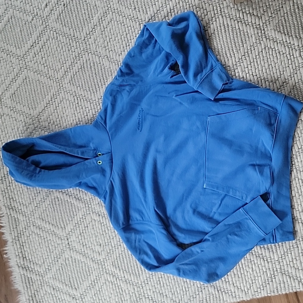 Vineyard vines sweatshirt
